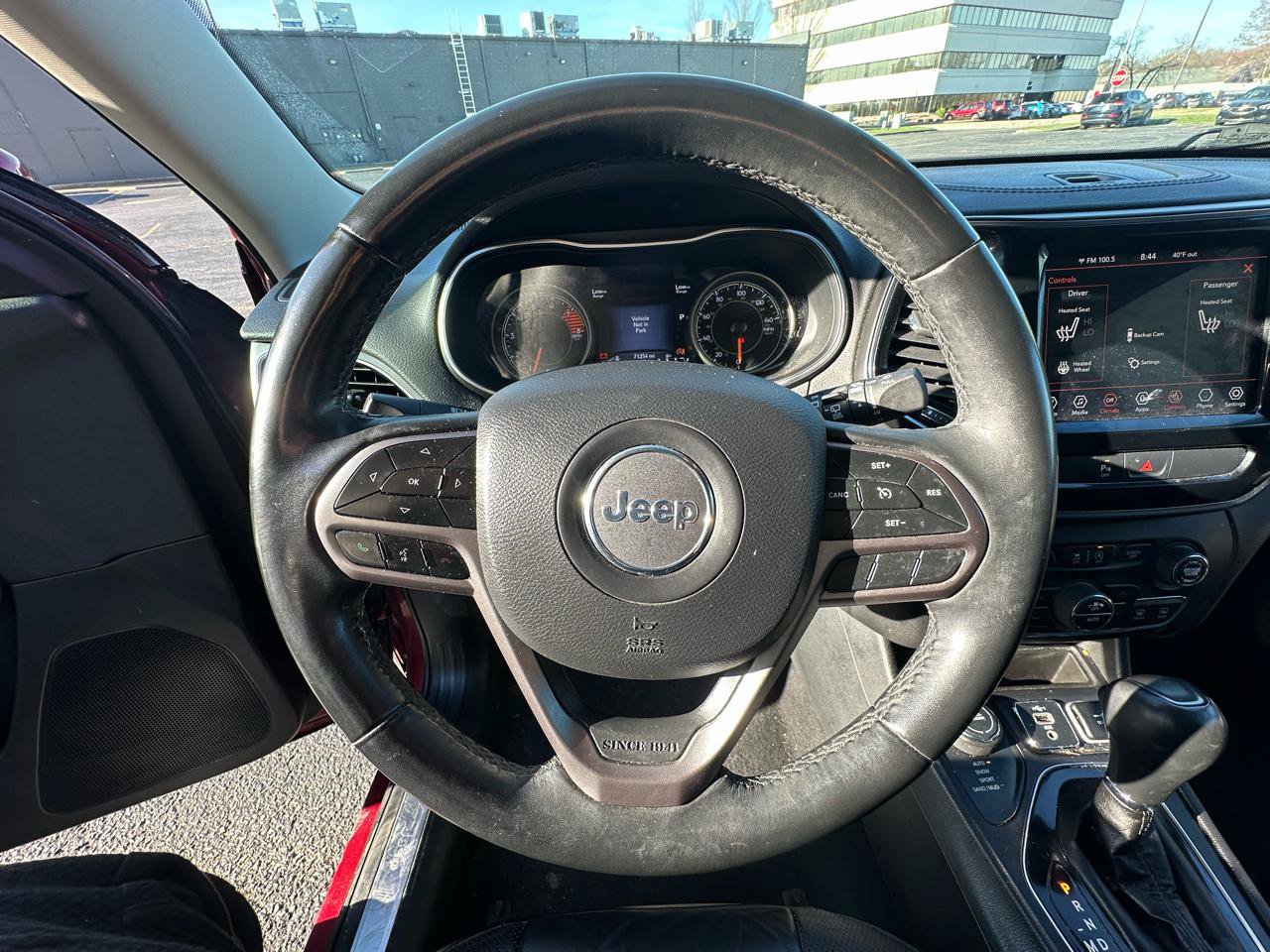 Used 2019 Jeep Cherokee Limited AWD/4WD image 14