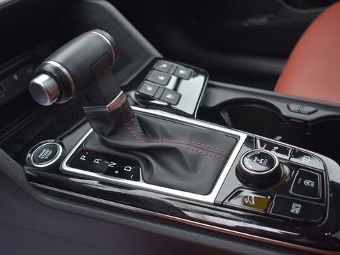 Certified 2024 Kia Sportage SX image 26