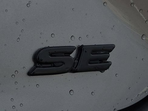 New 2026 Toyota Camry SE FWD image 12