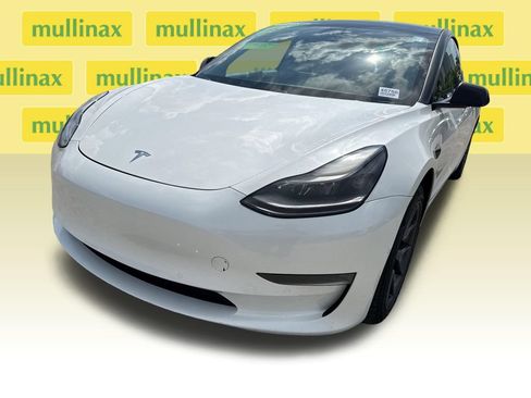 Used 2021 Tesla Model 3 Long Range AWD/4WD image 9
