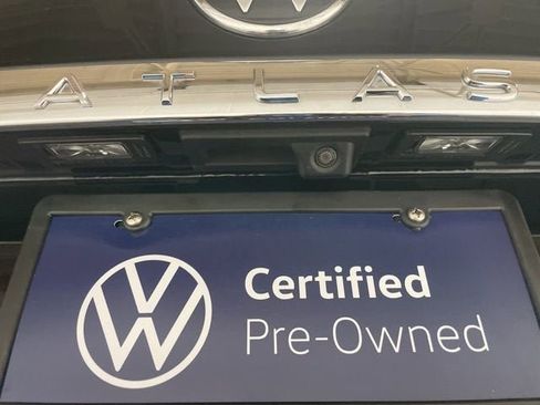 Certified 2023 Volkswagen Atlas Cross Sport SE image 7