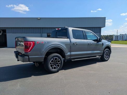Used 2022 Ford F150 XLT w/ Equipment Group 302A High AWD/4WD image 4