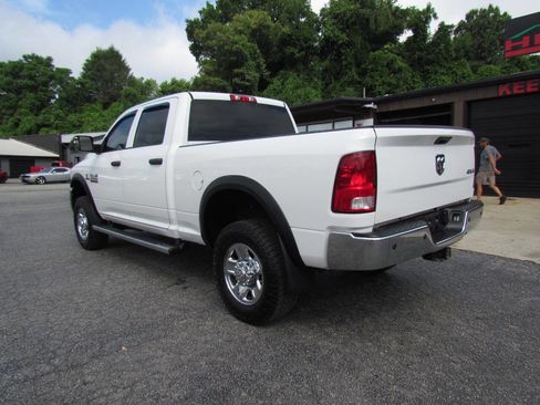 Used 2017 RAM 2500 Tradesman w/ Chrome Appearance Group AWD/4WD image 2