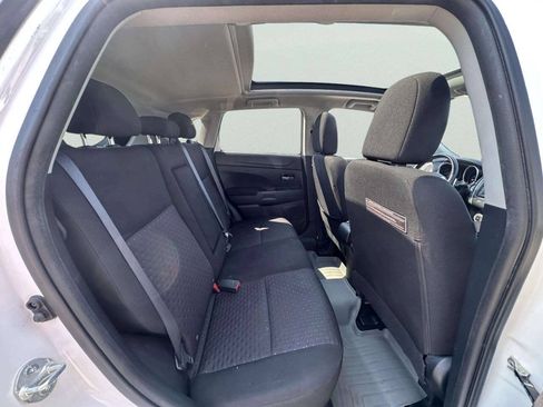 Used 2011 Mitsubishi Outlander Sport SE AWD/4WD image 19