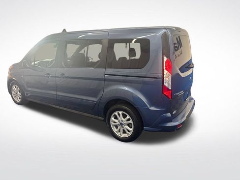 Certified 2022 Ford Transit Connect XLT FWD image 3