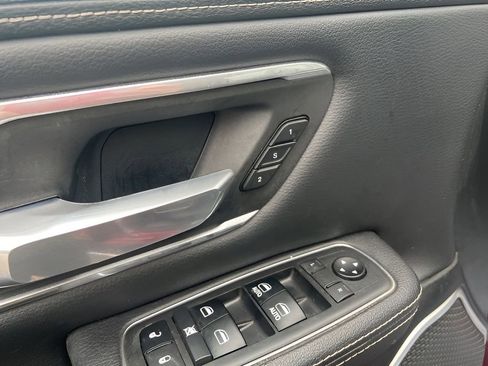 Used 2019 RAM 1500 Laramie image 22