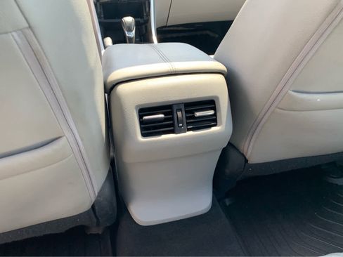 Used 2015 Honda Accord EX-L image 25