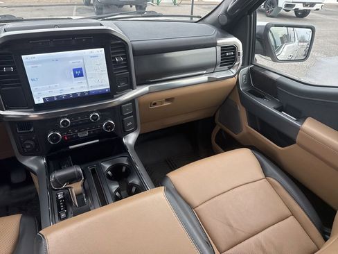 Used 2023 Ford F150 Lariat image 13
