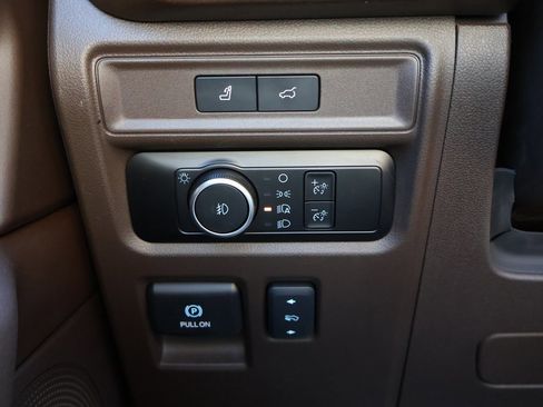 Used 2024 Ford Expedition King Ranch image 33