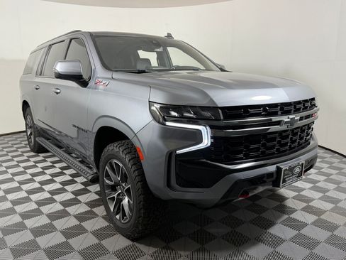 Used 2022 Chevrolet Suburban Z71 w/ Off-Road Capability Package AWD/4WD image 7