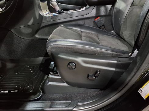 Certified 2021 Jeep Grand Cherokee Laredo X image 18