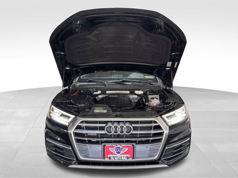 Used 2018 Audi Q5 2.0T Premium Plus w/ Premium Plus Package AWD/4WD image 11