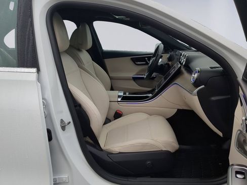 Used 2022 Mercedes-Benz C 300 C 300 image 17