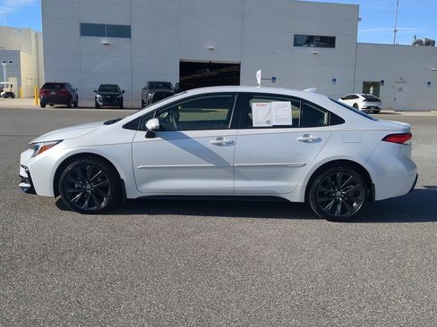 Used 2024 Toyota Corolla SE image 16