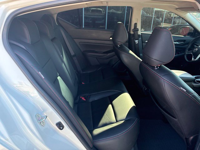 Used 2024 Nissan Altima 2.5 SR w/ SR Premium Package FWD image 9