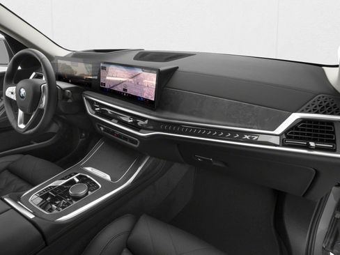 New 2026 BMW X7 xDrive40i w/ M Sport Package AWD/4WD image 11