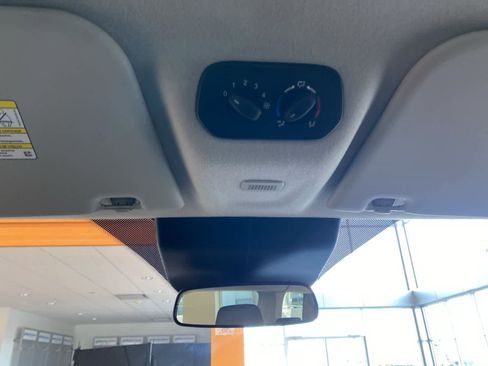 Used 2019 Ford Transit 150 XLT image 13