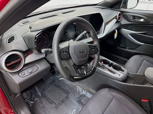 New 2026 Chevrolet Trax RS image 10