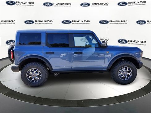 New 2025 Ford Bronco Badlands image 6