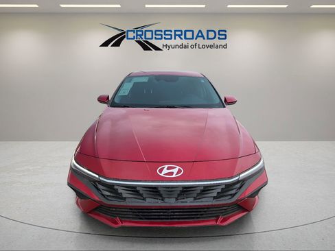 Used 2025 Hyundai Elantra Blue image 8