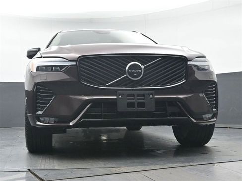 Used 2026 Volvo XC60 B5 Ultra w/ Protection Package Premier image 41