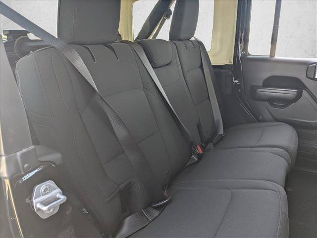 Used 2018 Jeep Wrangler Unlimited Sport S AWD/4WD image 20