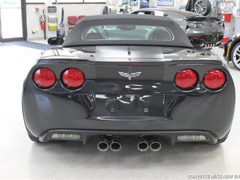 Used 2012 Chevrolet Corvette Grand Sport w/ 3LT Preferred Equipment Group RWD image 7