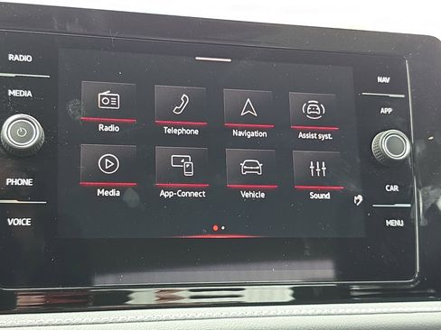 Used 2025 Volkswagen Jetta SEL FWD image 20
