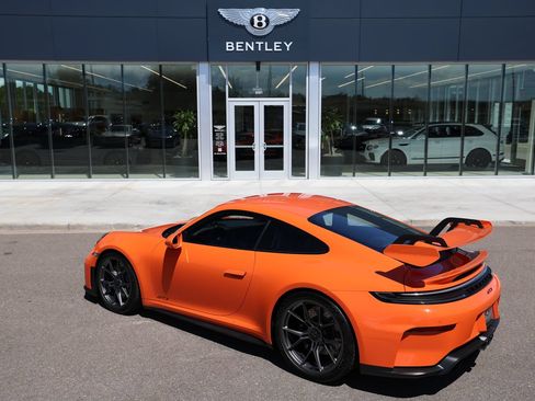 Used 2026 Porsche 911 GT3 RWD image 8