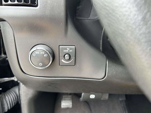 Used 2025 Chevrolet Express 3500 LT w/ LT Preferred Equipment Group RWD image 18