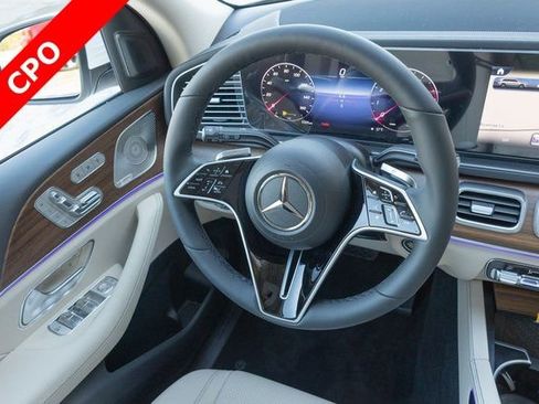 Certified 2025 Mercedes-Benz GLS 450 4MATIC image 25