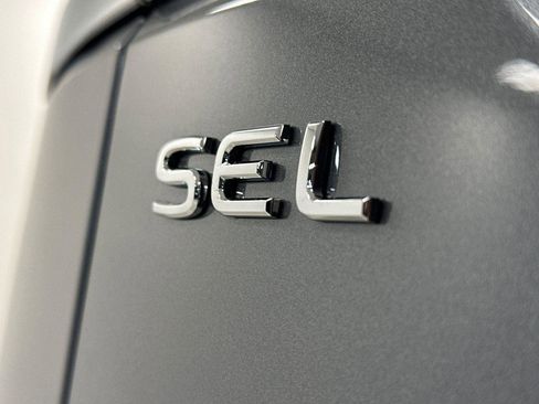 New 2025 Volkswagen Atlas SEL Premium R-Line image 25