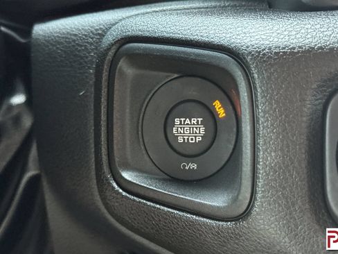 Used 2024 Jeep Wrangler Unlimited Sport AWD/4WD image 26