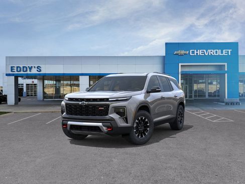 New 2026 Chevrolet Traverse Z71 w/ Enhanced Driving Package image 9