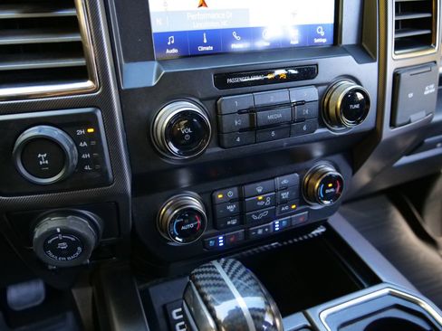 Used 2019 Ford F150 Raptor w/ Equipment Group 802A Luxury image 16