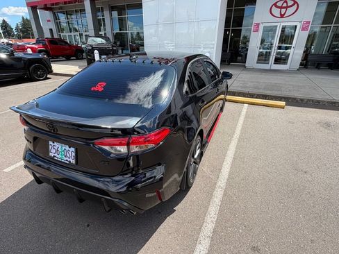Certified 2025 Toyota Corolla SE FWD image 6