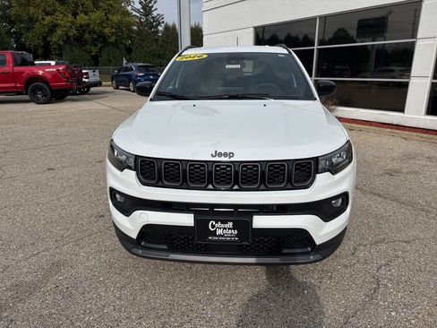 New 2026 Jeep Compass Latitude AWD/4WD image 5