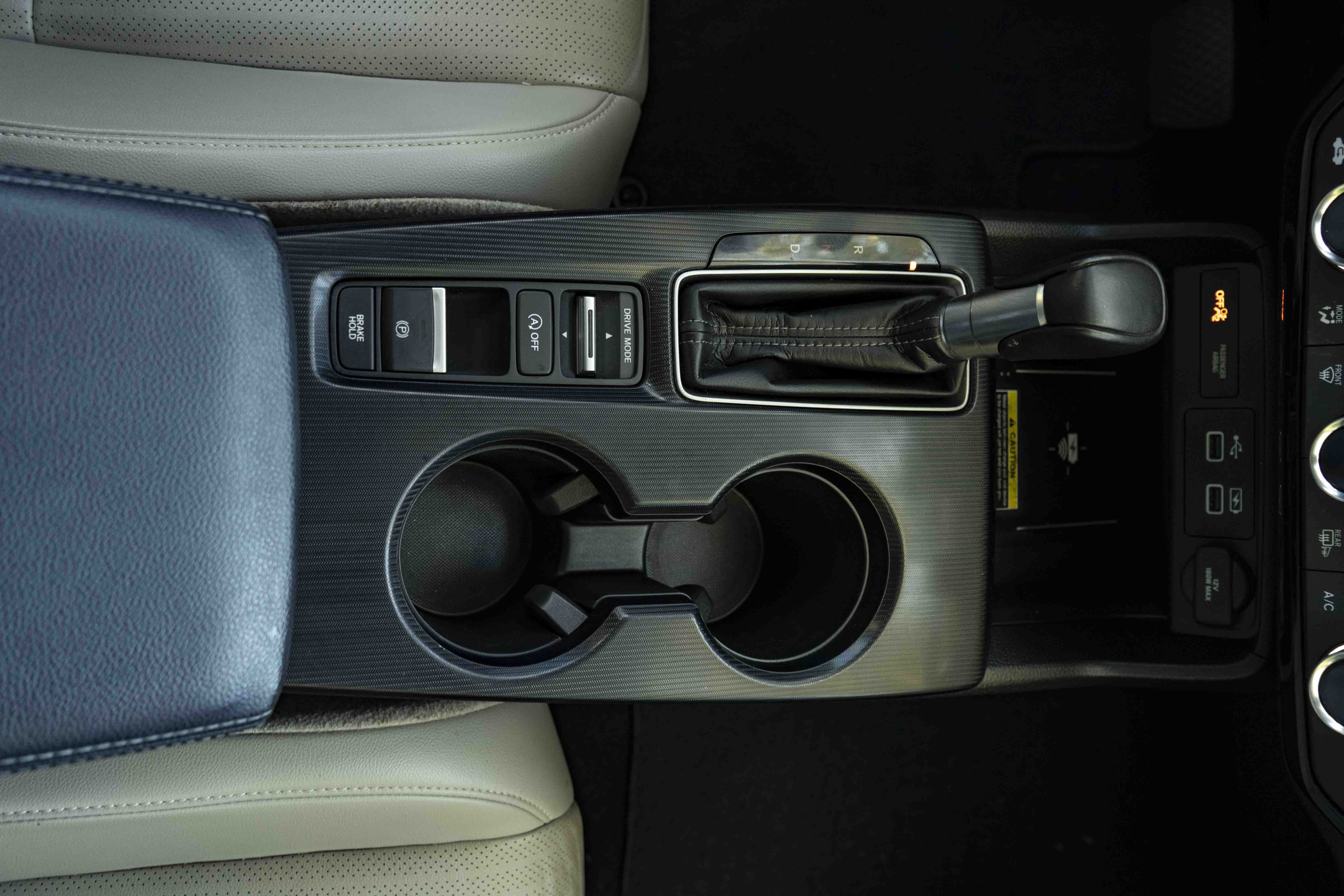 Used 2024 Honda Civic Touring image 27