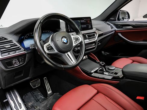 Used 2024 BMW X4 M40i w/ Shadowloine Package image 3