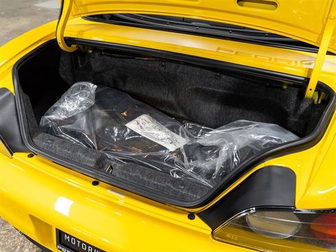 Used 2001 Honda S2000 image 17