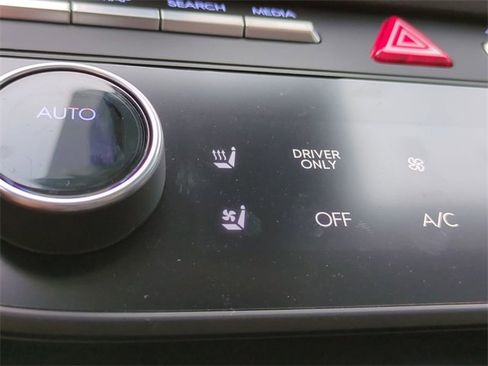 New 2025 Hyundai Sonata Limited image 24