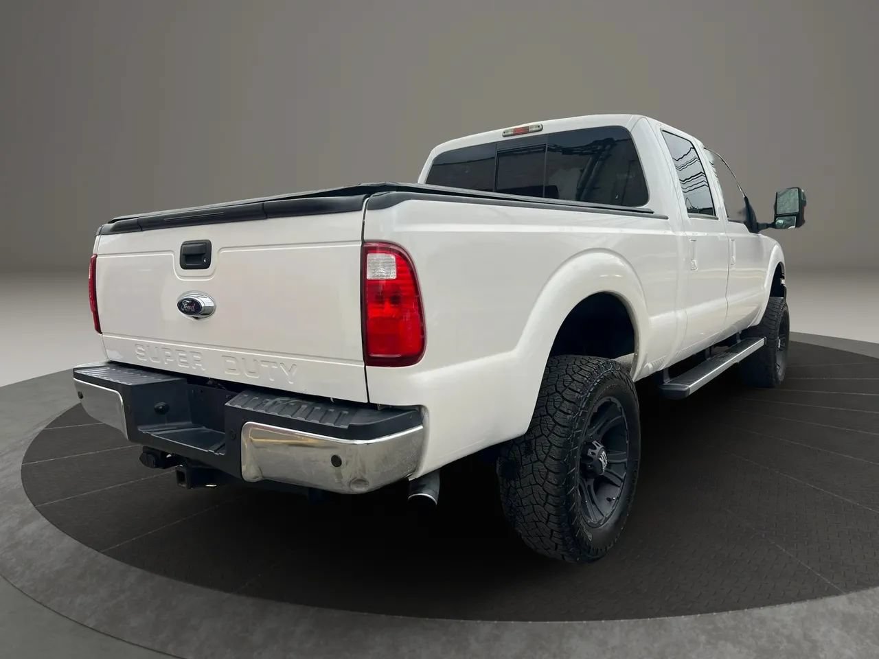 Used 2016 Ford F250 Lariat w/ Lariat Ultimate Package AWD/4WD image 5