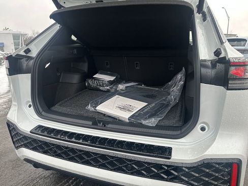 New 2026 Volkswagen Tiguan SEL R-Line image 14