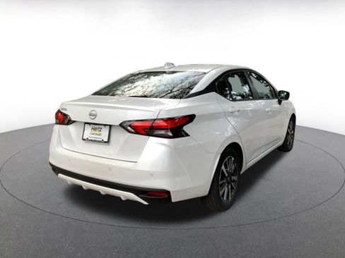 Used 2025 Nissan Versa SV image 7
