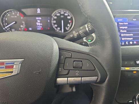 Certified 2022 Cadillac XT4 Premium Luxury w/ Enhanced Visibility Package image 12