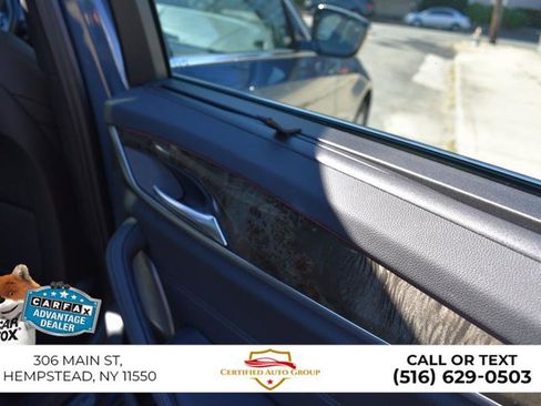 Used 2023 BMW 530e xDrive w/ Premium Package image 28