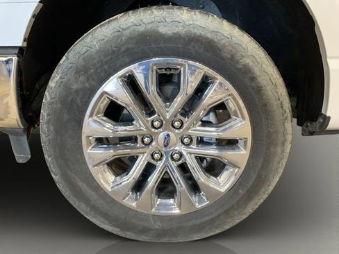 Used 2025 Ford F150 Lariat w/ Equipment Group 501A Mid image 30