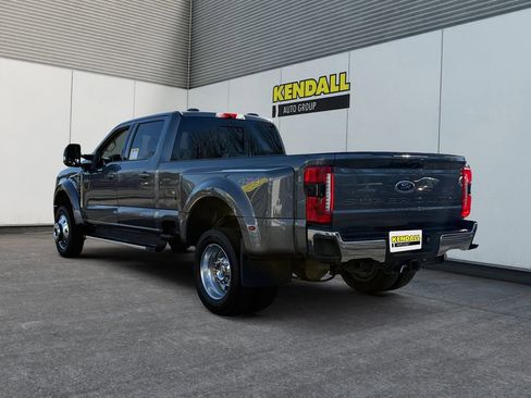 Certified 2023 Ford F450 Lariat w/ Camper Package image 3