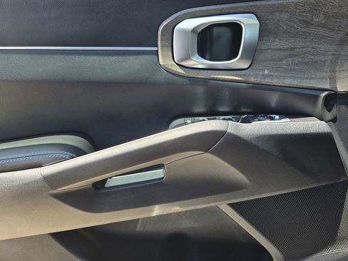Used 2023 Kia Sorento EX w/ Panoramic Sunroof Package FWD image 25