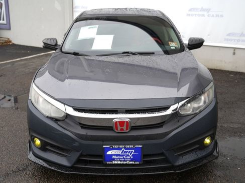 Used 2017 Honda Civic EX image 5